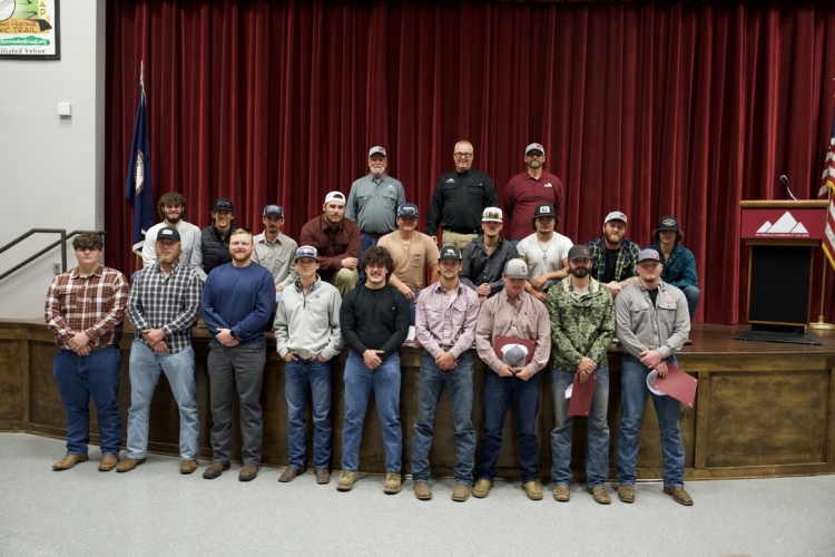 Power Line graduates